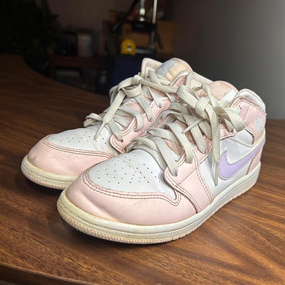Nike Air Jordan 1 Mid ‘Pink/Lilac’ (Youth US 2.5Y)
